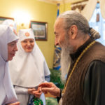 Предстоятель с детьми